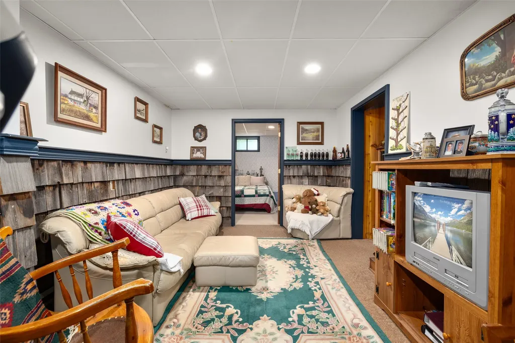 516 Peaceful Drive Bigfork MT 59911
