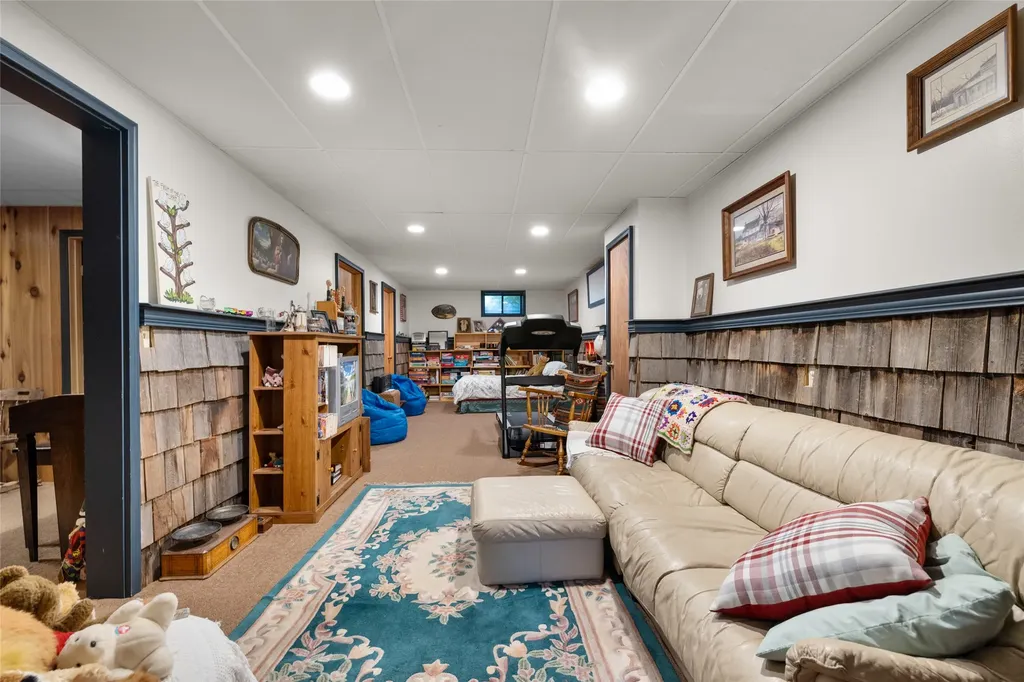 516 Peaceful Drive Bigfork MT 59911