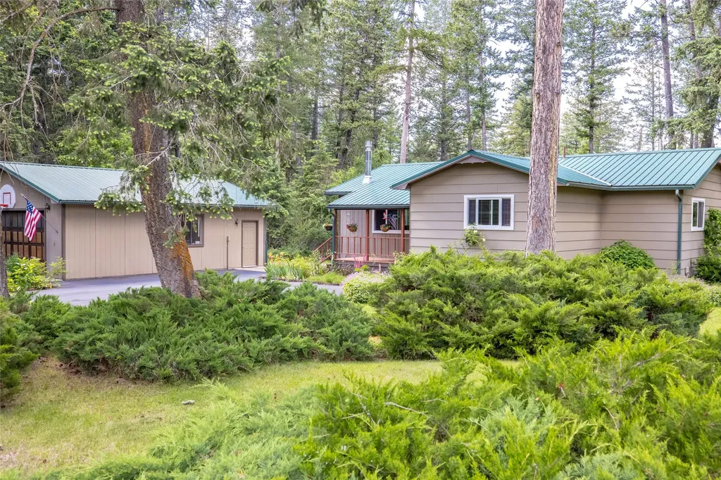 516 Peaceful Drive Bigfork MT 59911