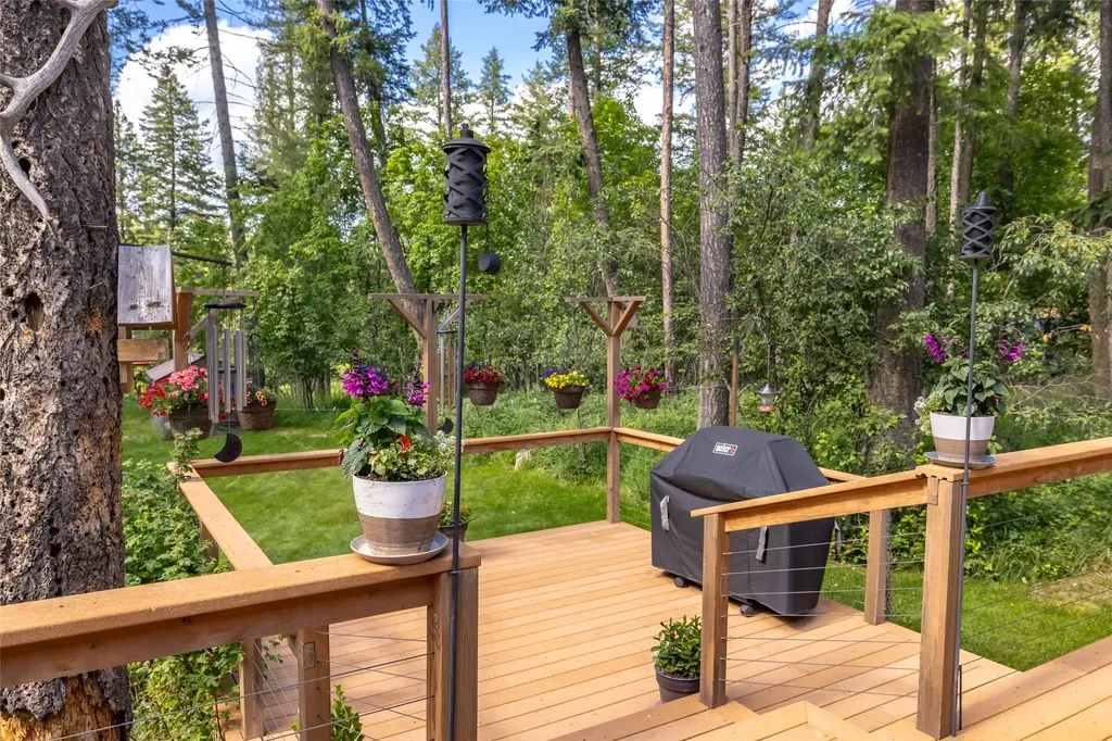 516 Peaceful Drive Bigfork MT 59911