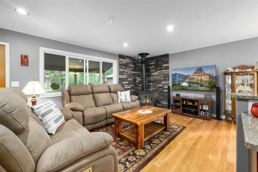 516 Peaceful Drive Bigfork MT 59911