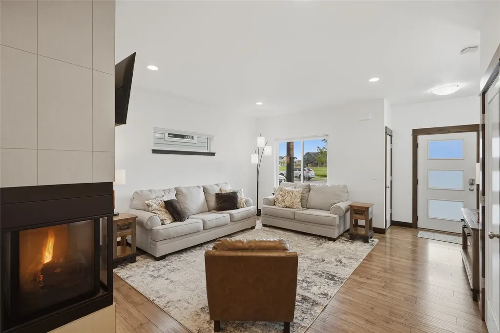 978 Rosa Way Bozeman MT 59718