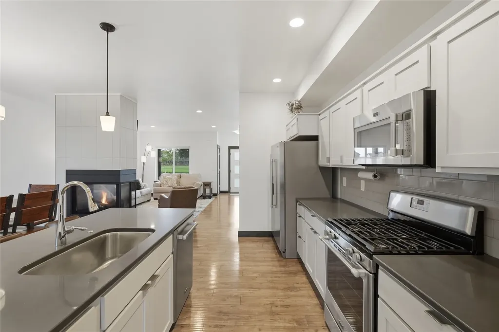 978 Rosa Way Bozeman MT 59718