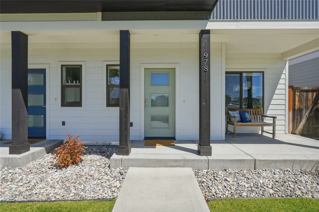 978 Rosa Way Bozeman MT 59718