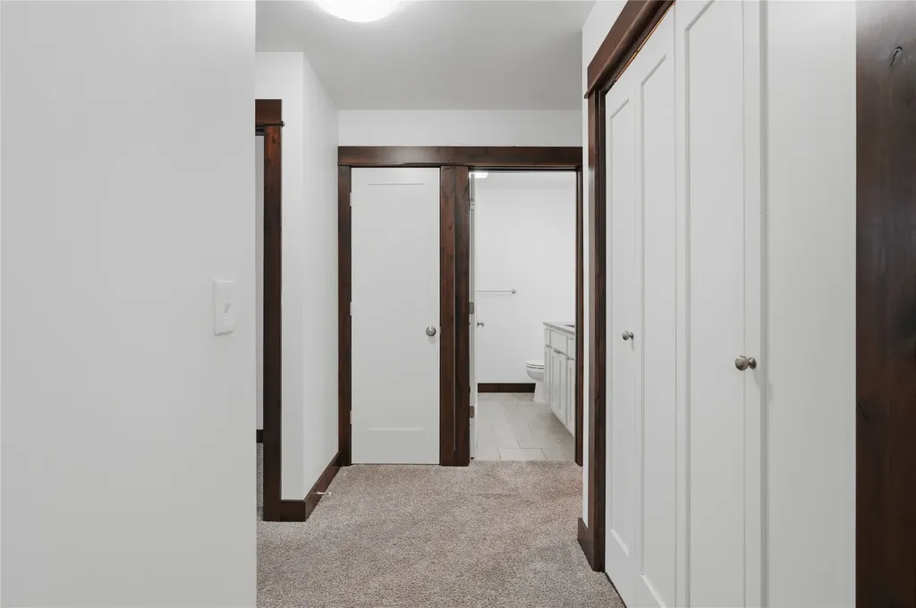 978 Rosa Way Bozeman MT 59718