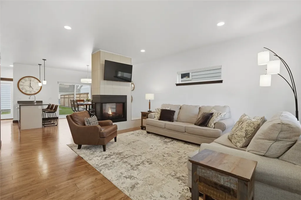 978 Rosa Way Bozeman MT 59718