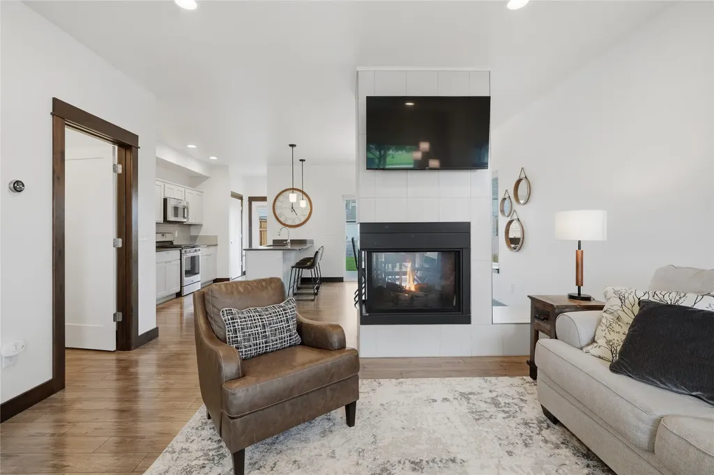 978 Rosa Way Bozeman MT 59718