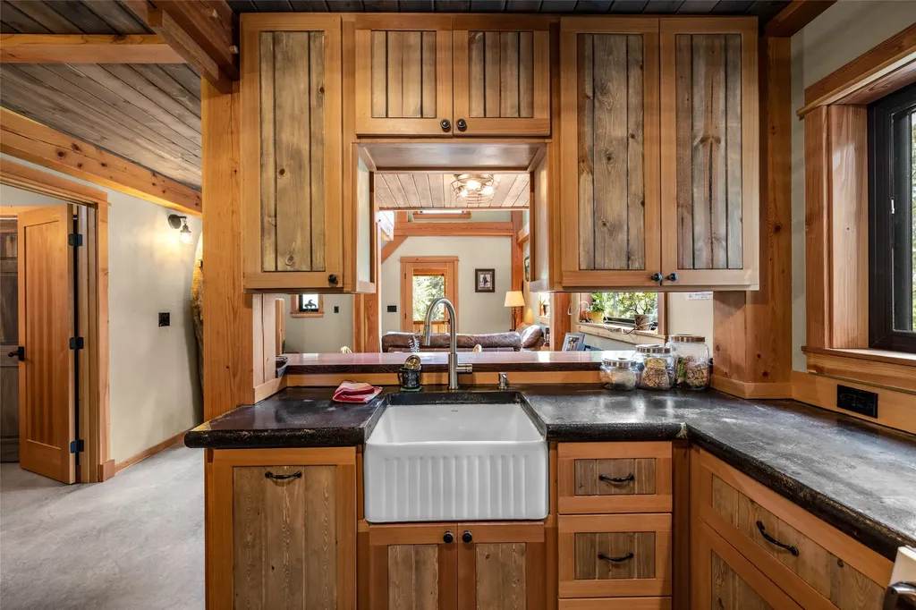 22704 Fatty Creek Road Bigfork MT 59911
