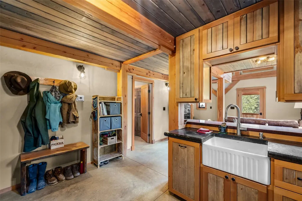 22704 Fatty Creek Road Bigfork MT 59911