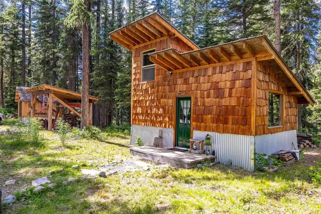 22704 Fatty Creek Road Bigfork MT 59911