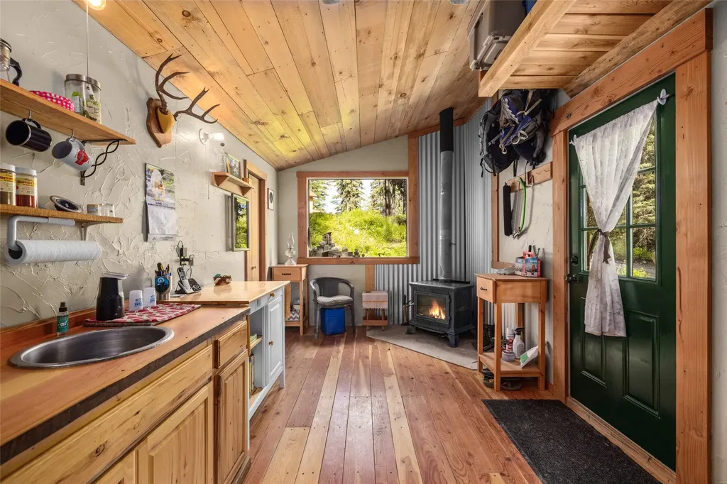 22704 Fatty Creek Road Bigfork MT 59911