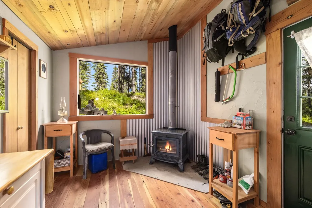 22704 Fatty Creek Road Bigfork MT 59911