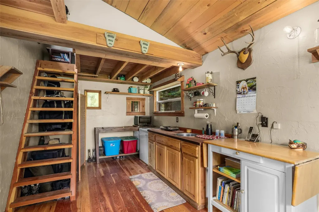 22704 Fatty Creek Road Bigfork MT 59911