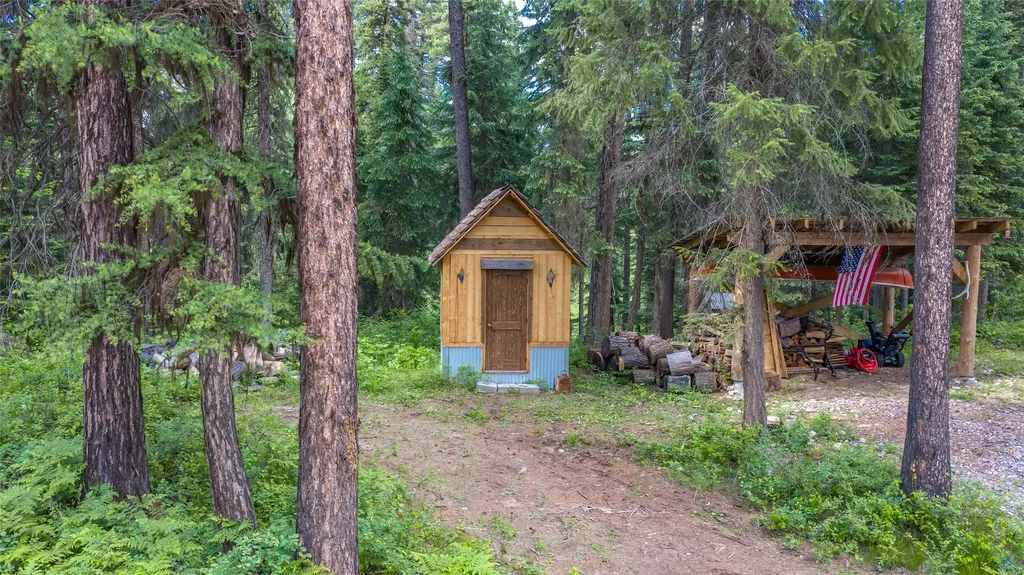 22704 Fatty Creek Road Bigfork MT 59911
