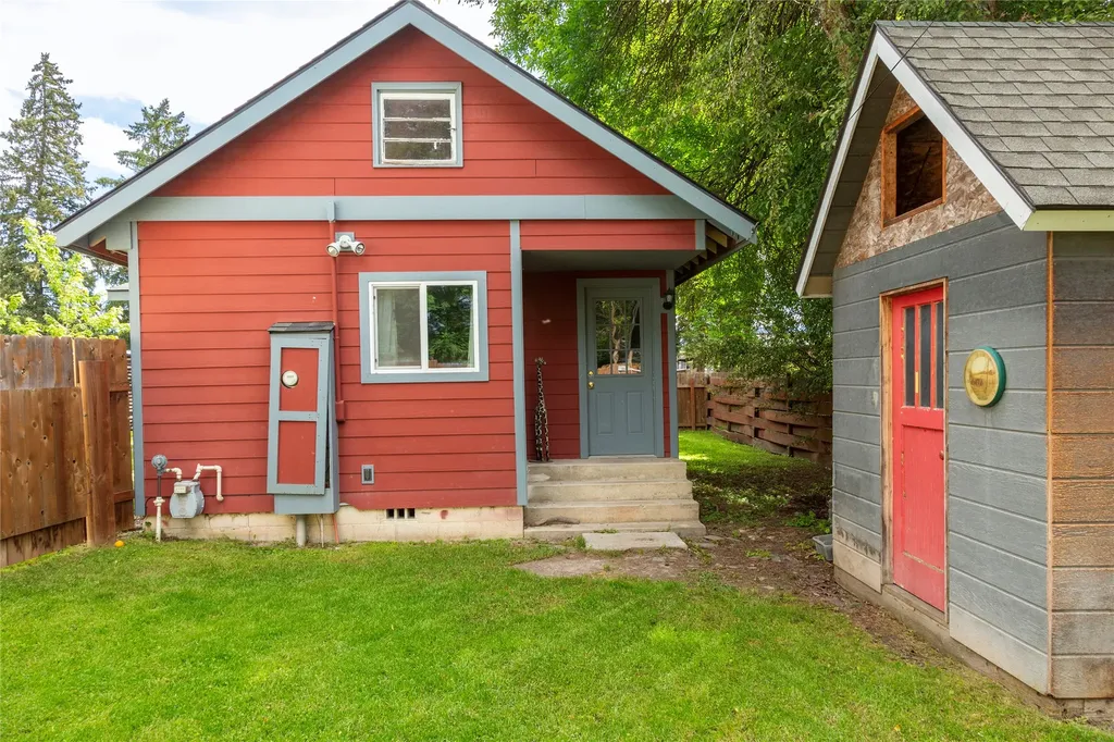 616 Park Avenue Whitefish MT 59937