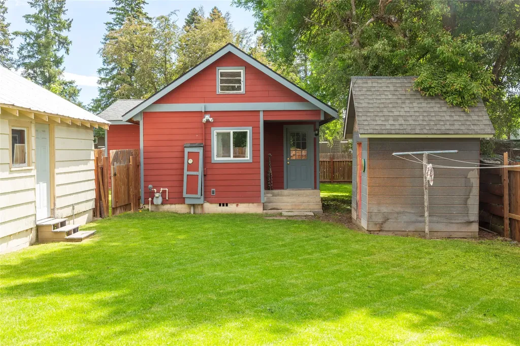 616 Park Avenue Whitefish MT 59937