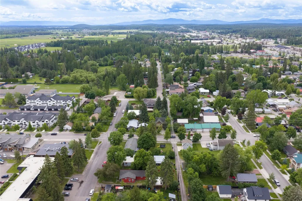 616 Park Avenue Whitefish MT 59937