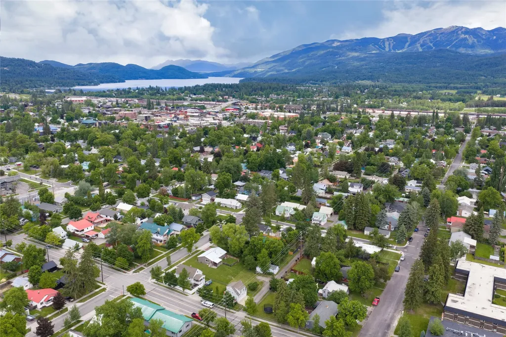 616 Park Avenue Whitefish MT 59937