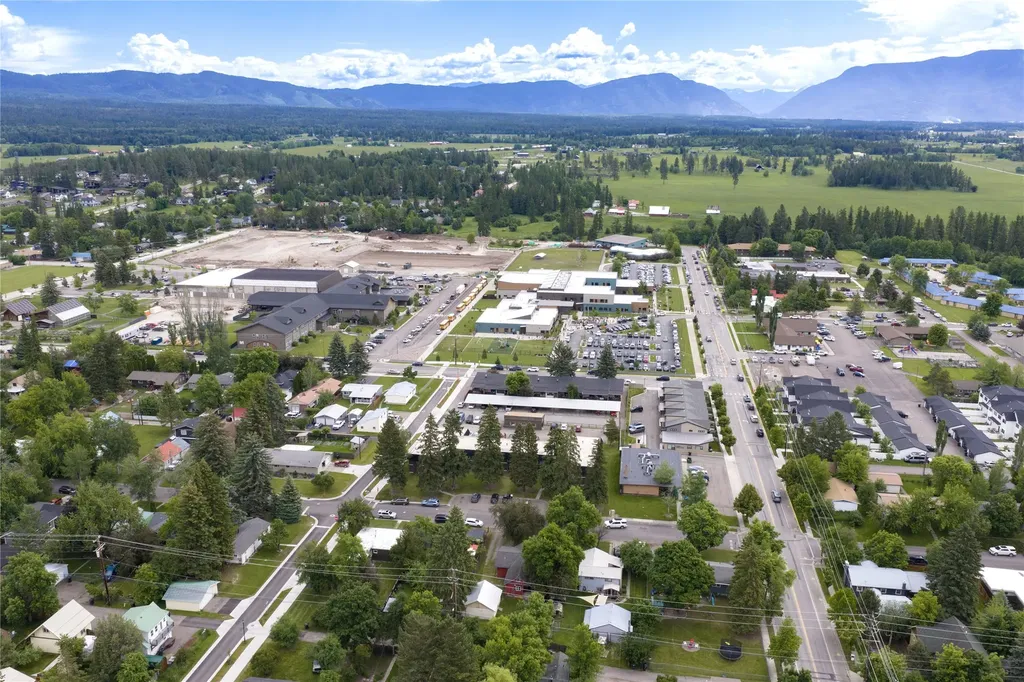 616 Park Avenue Whitefish MT 59937