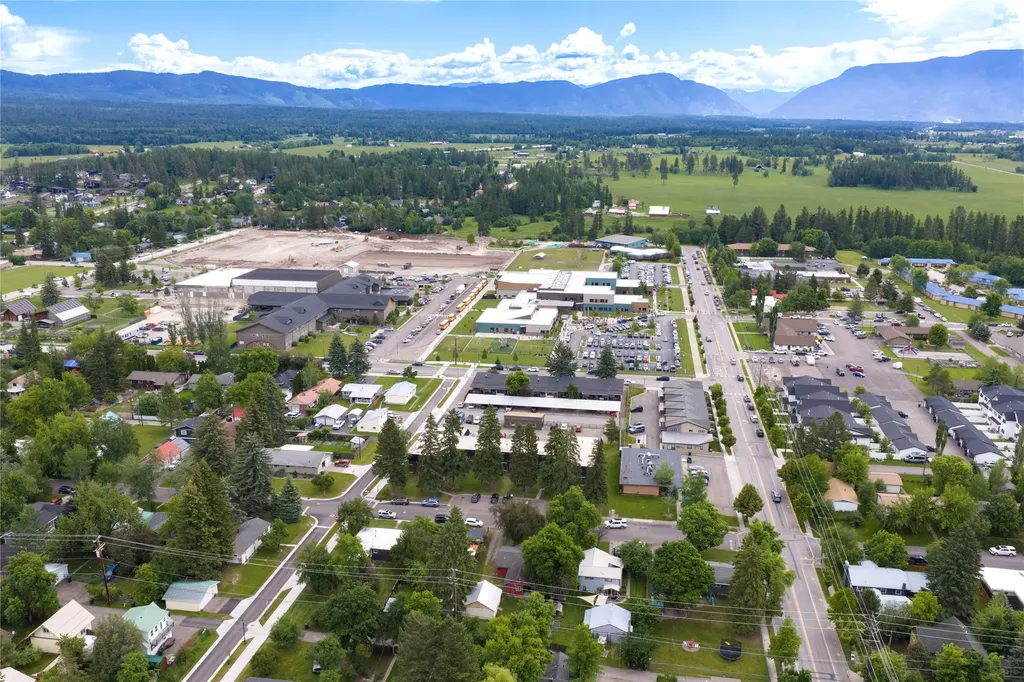 616 Park Avenue Whitefish MT 59937