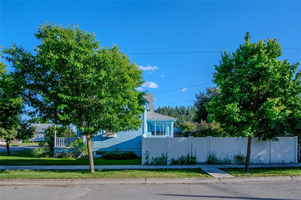 1102 Dakota Avenue Libby MT 59923
