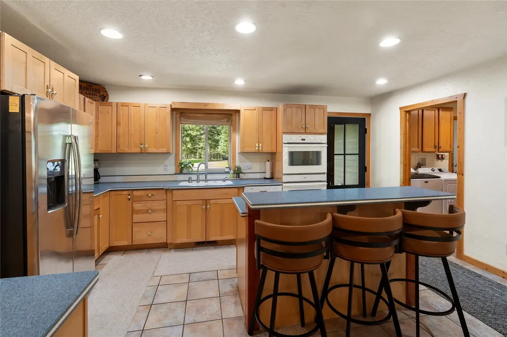 25 Riverfront Drive S Trout Creek MT 59874