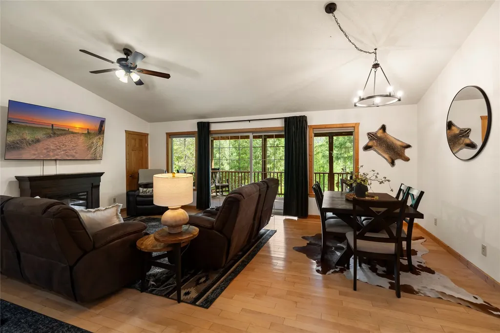 25 Riverfront Drive S Trout Creek MT 59874