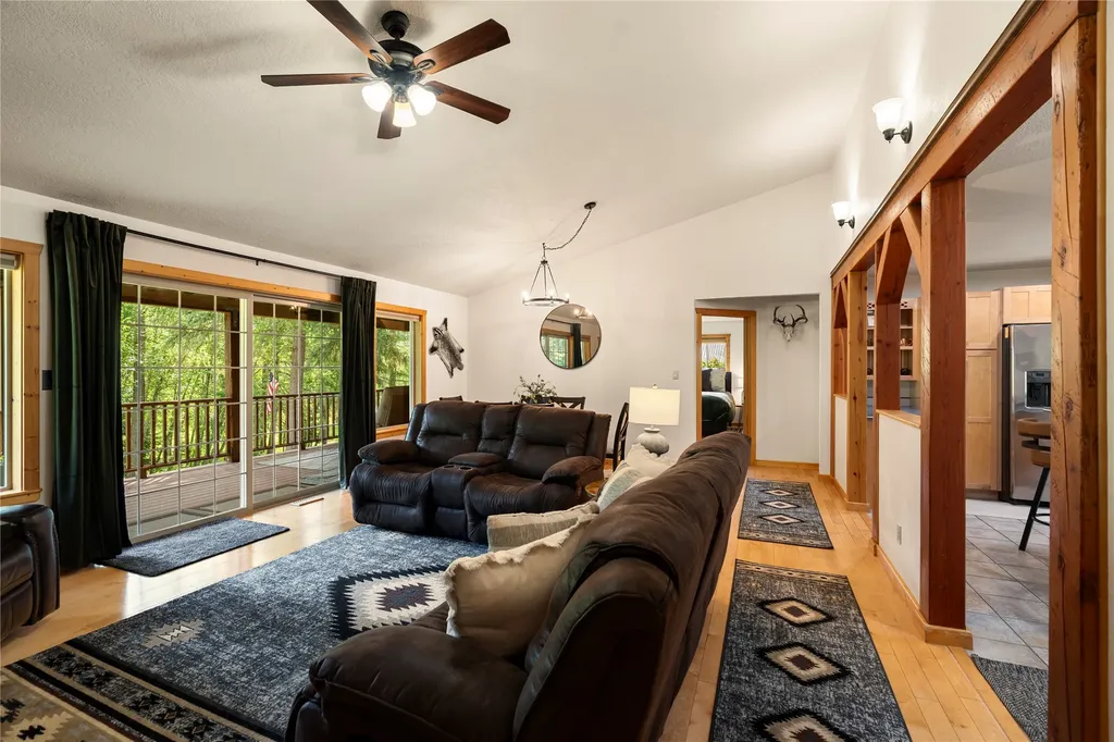25 Riverfront Drive S Trout Creek MT 59874