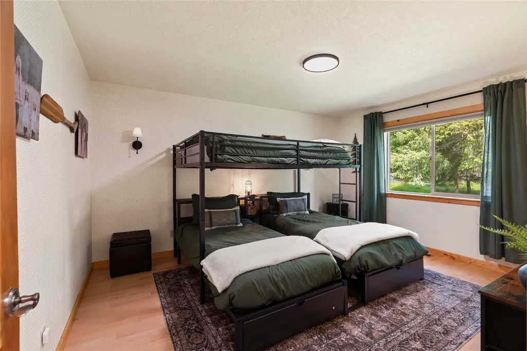 25 Riverfront Drive S Trout Creek MT 59874