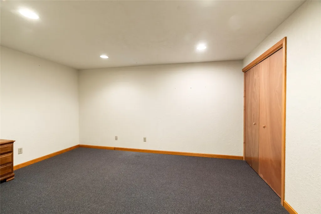 25 Riverfront Drive S Trout Creek MT 59874
