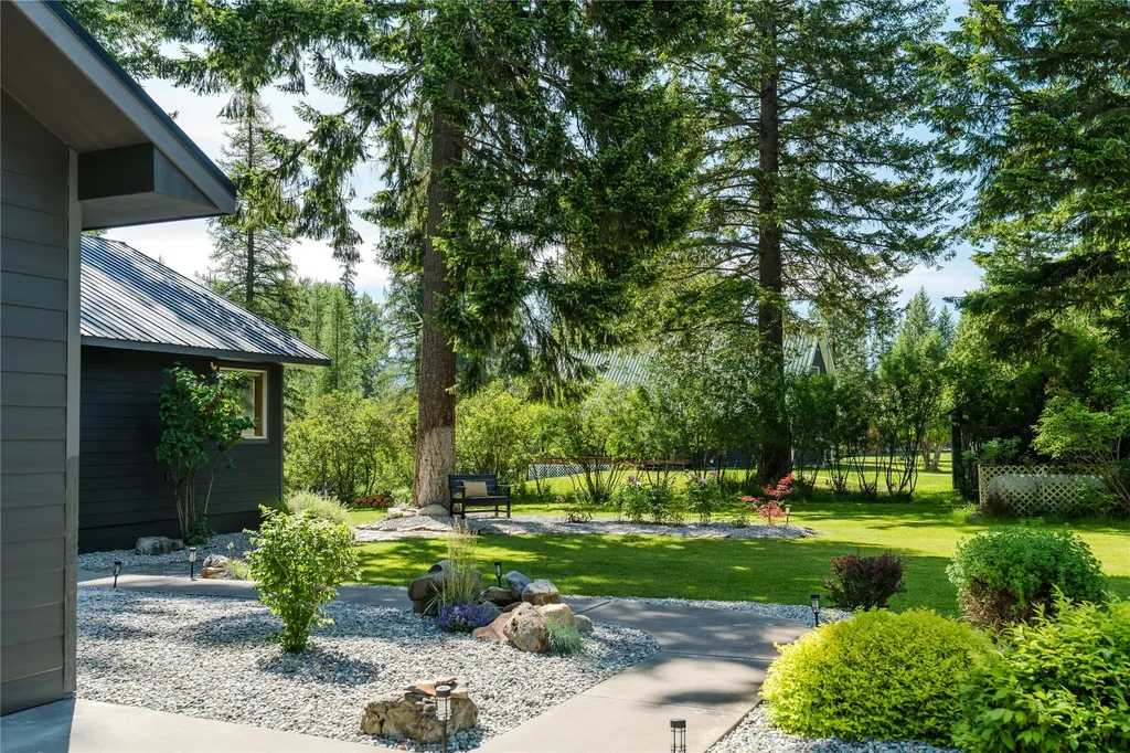 25 Riverfront Drive S Trout Creek MT 59874
