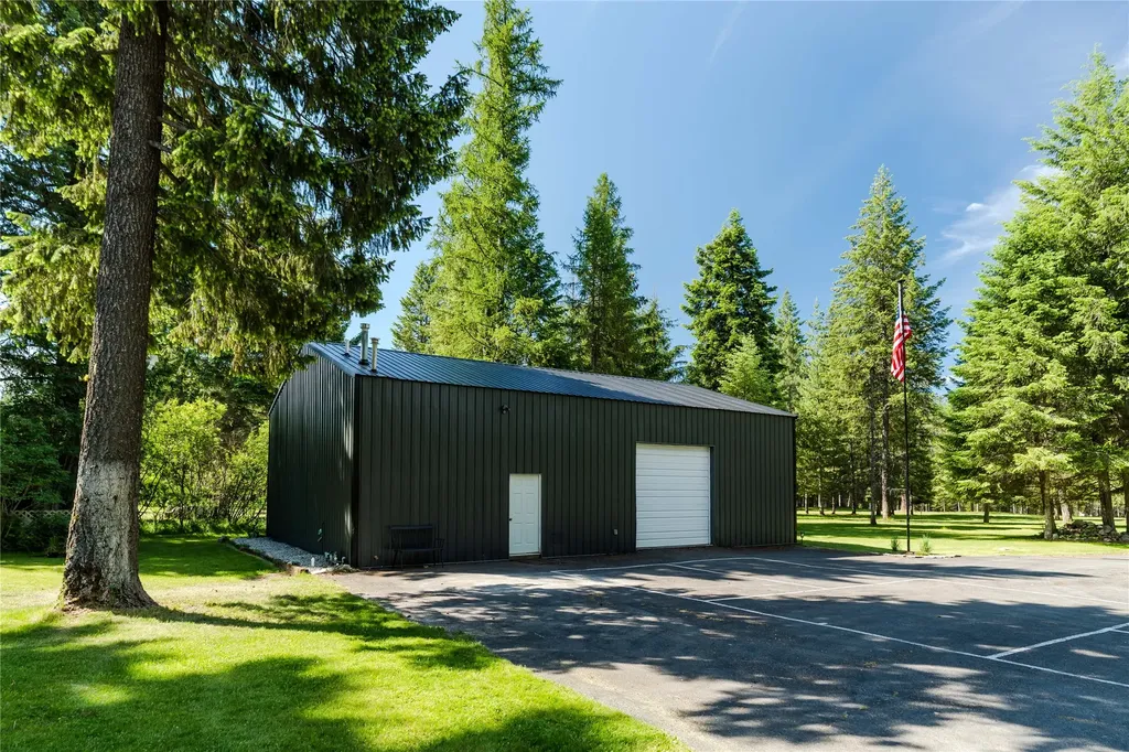 25 Riverfront Drive S Trout Creek MT 59874