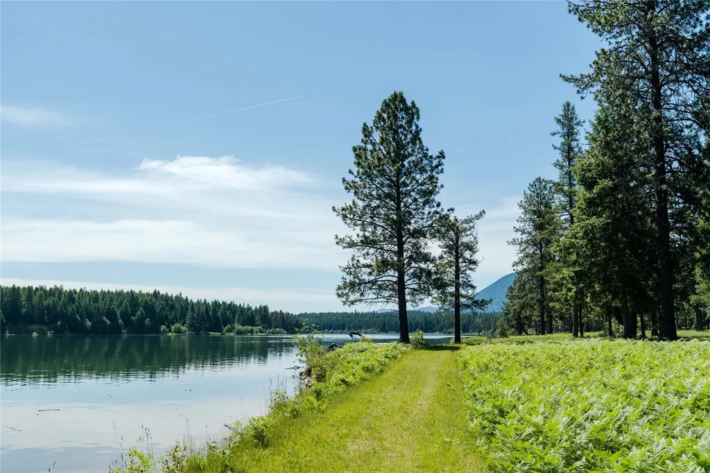 25 Riverfront Drive S Trout Creek MT 59874