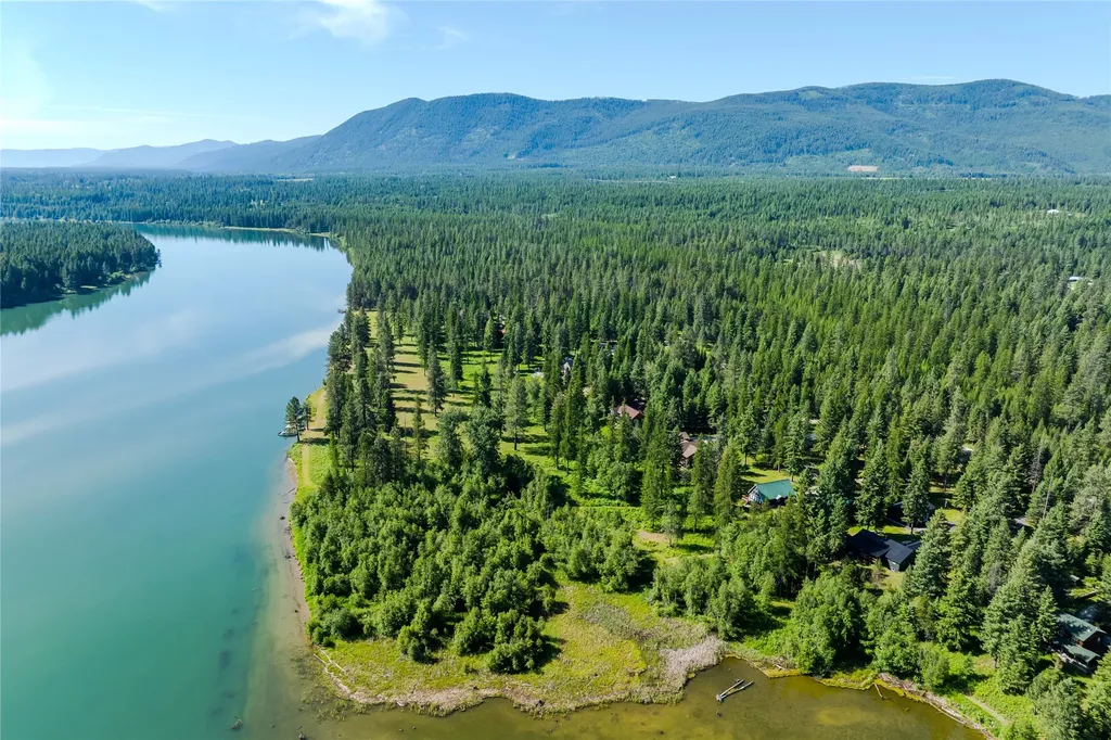 25 Riverfront Drive S Trout Creek MT 59874