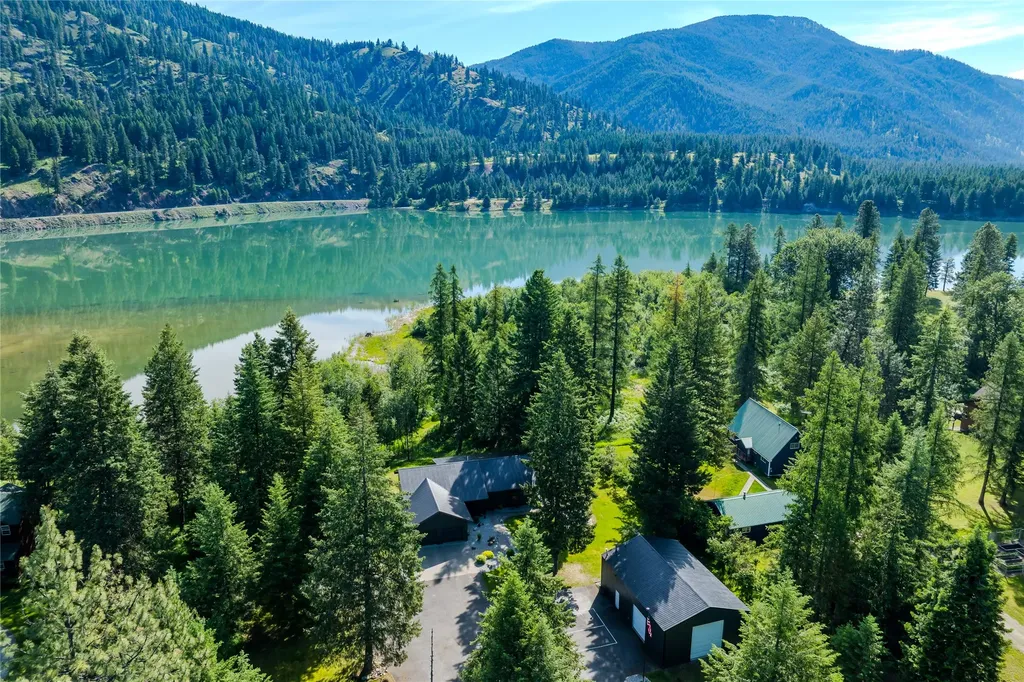 25 Riverfront Drive S Trout Creek MT 59874