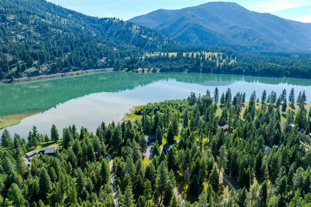 25 Riverfront Drive S Trout Creek MT 59874
