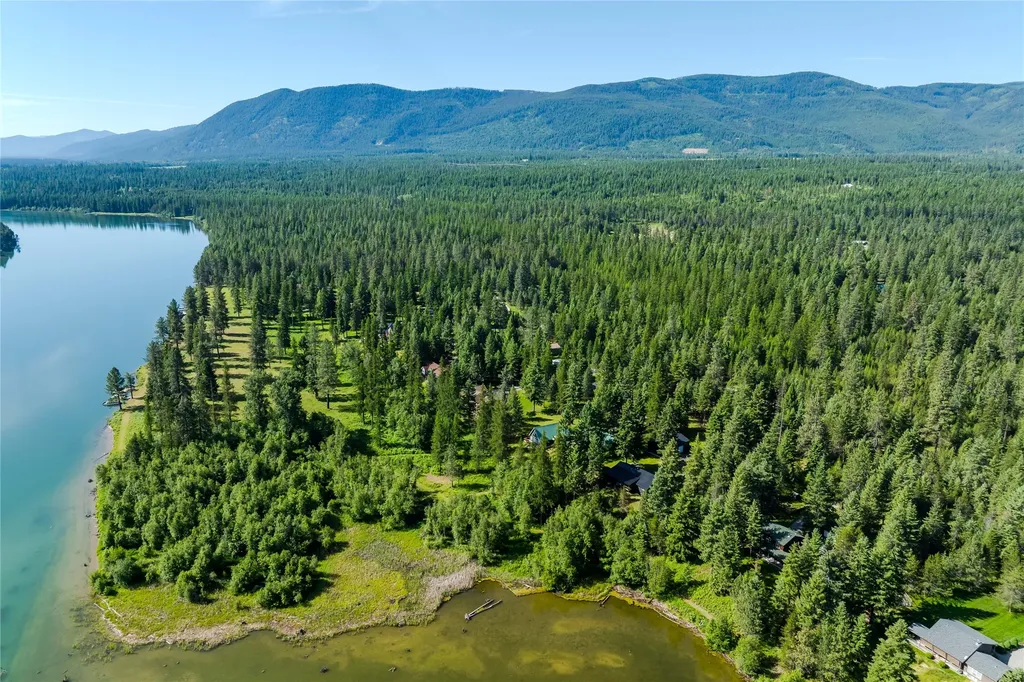 25 Riverfront Drive S Trout Creek MT 59874