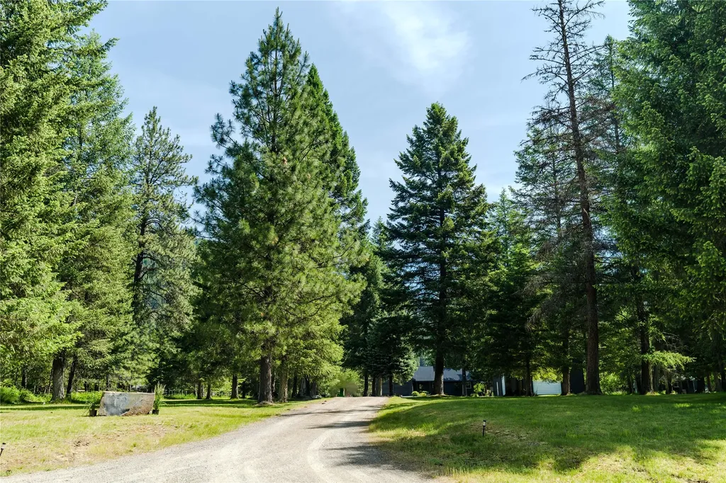 25 Riverfront Drive S Trout Creek MT 59874