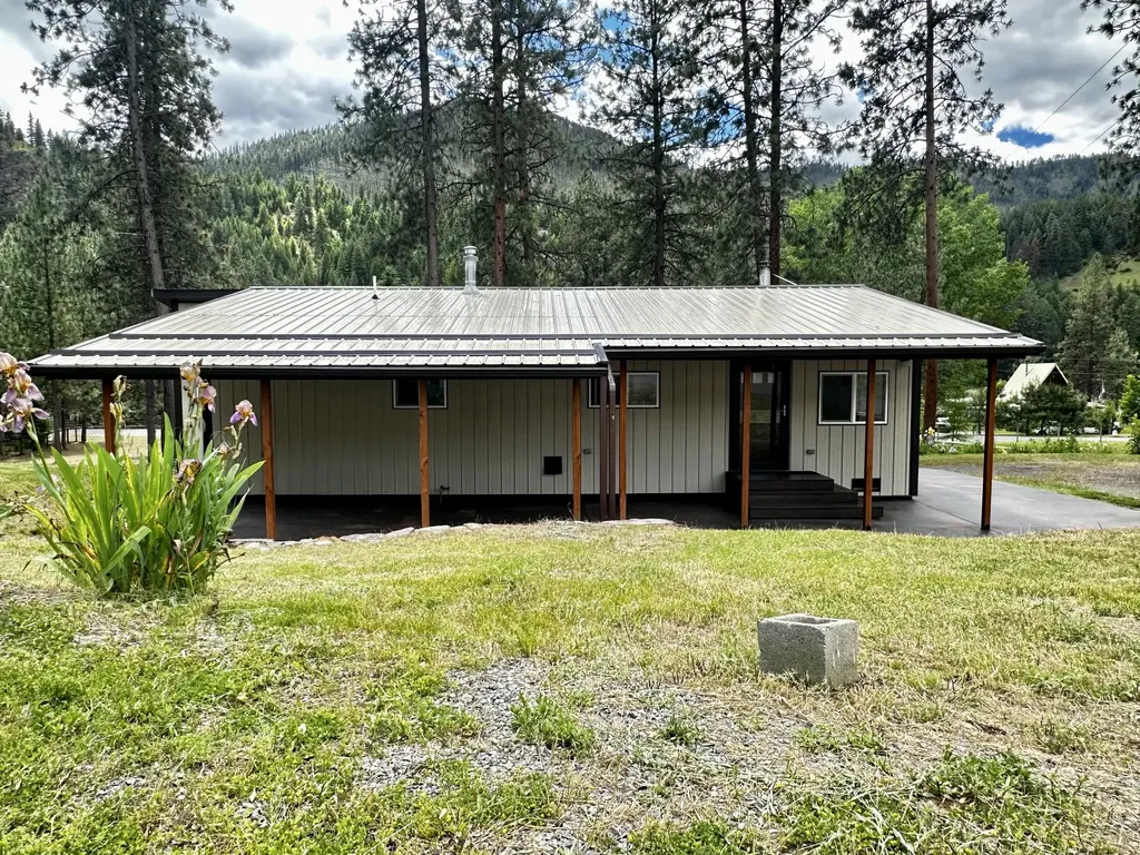 1510 Riverbend Road Superior MT 59872