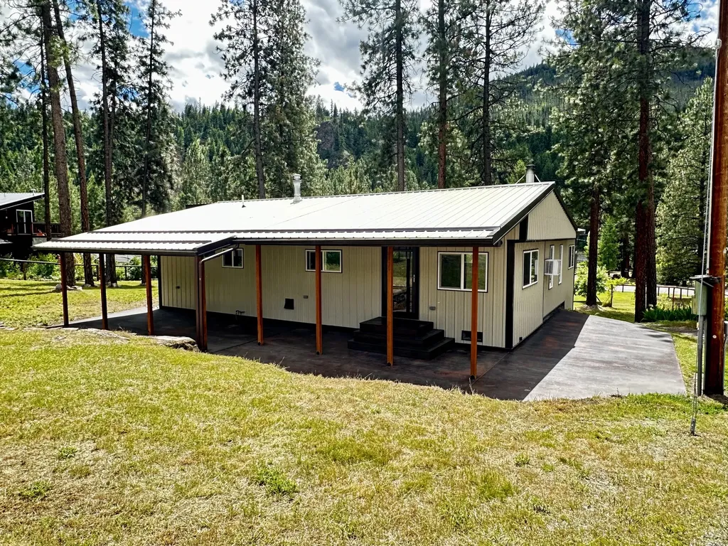 1510 Riverbend Road Superior MT 59872