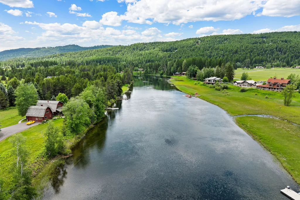 1160 Swan Horseshoe Drive Bigfork MT 59911