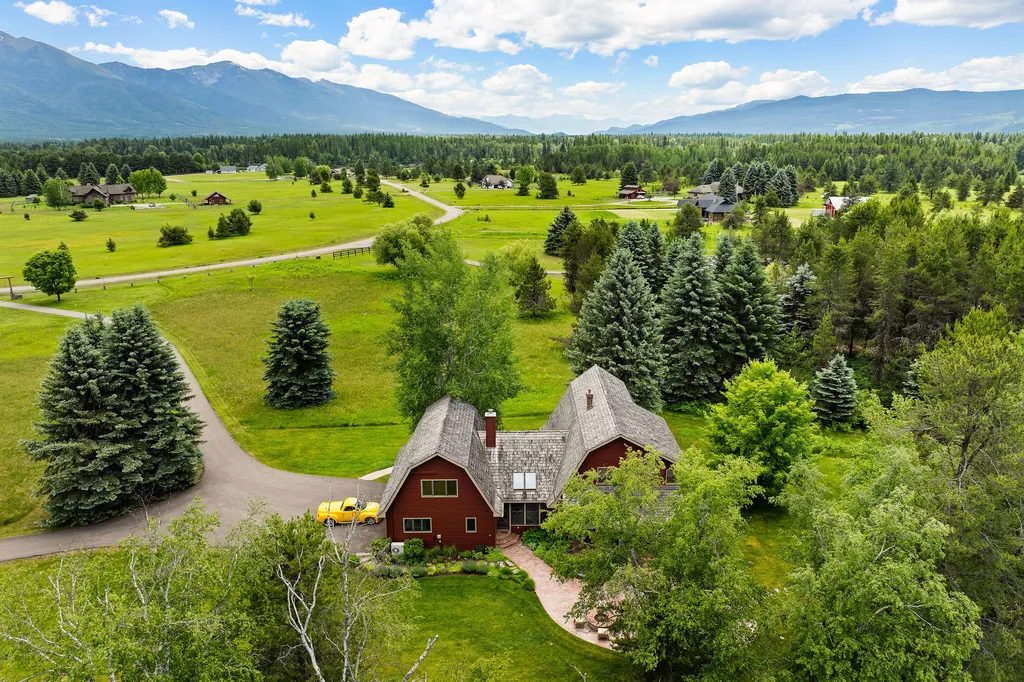 1160 Swan Horseshoe Drive Bigfork MT 59911