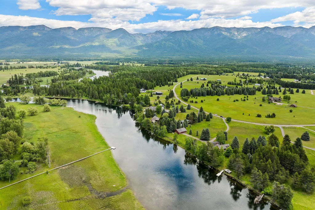 1160 Swan Horseshoe Drive Bigfork MT 59911