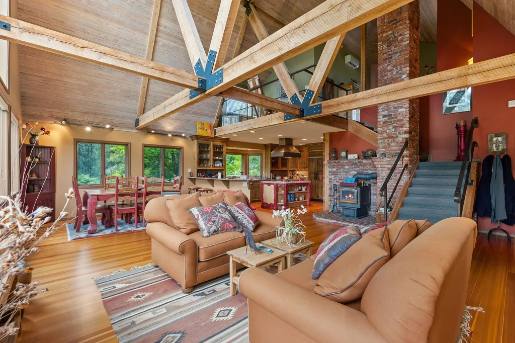 1160 Swan Horseshoe Drive Bigfork MT 59911