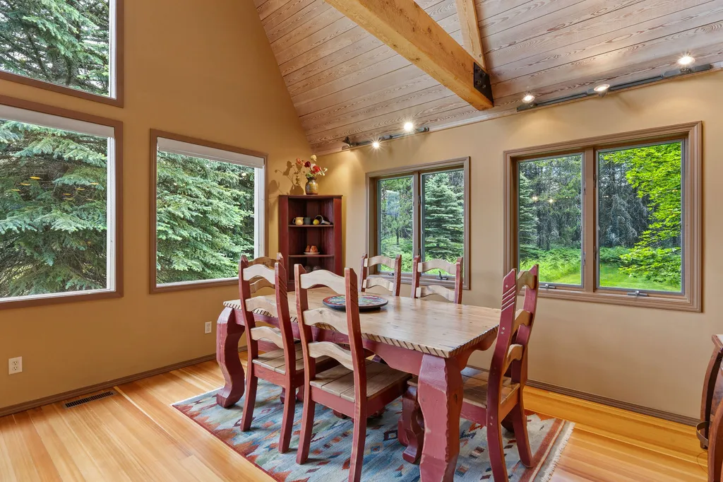 1160 Swan Horseshoe Drive Bigfork MT 59911