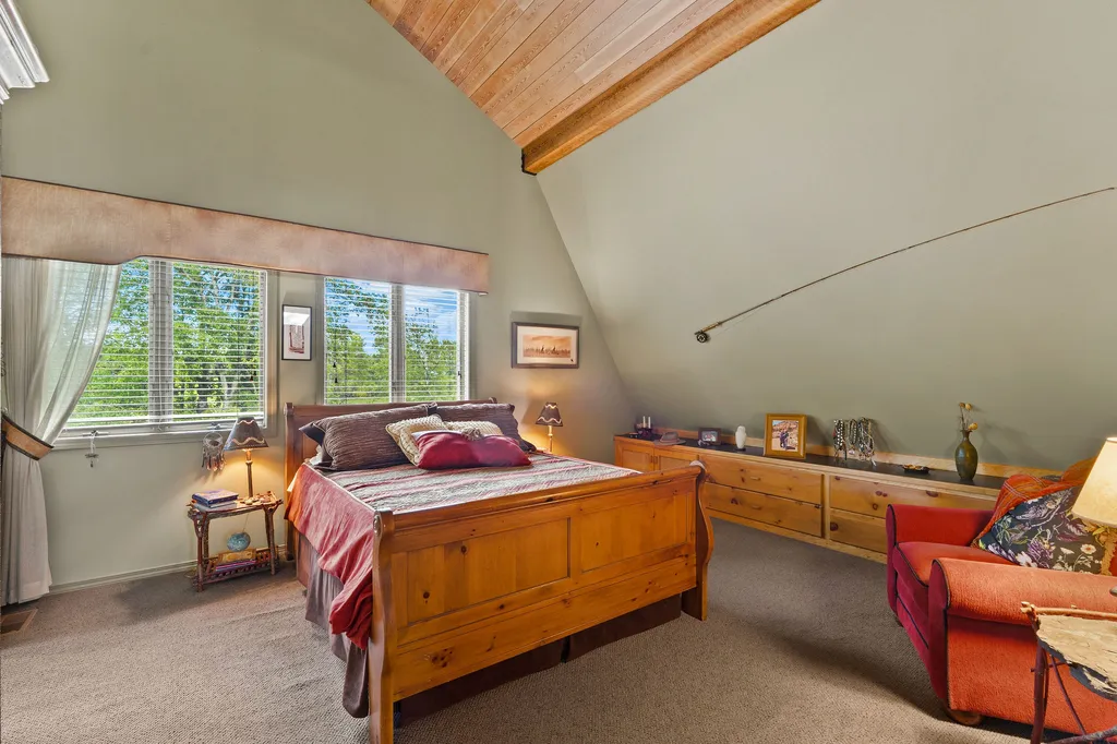 1160 Swan Horseshoe Drive Bigfork MT 59911