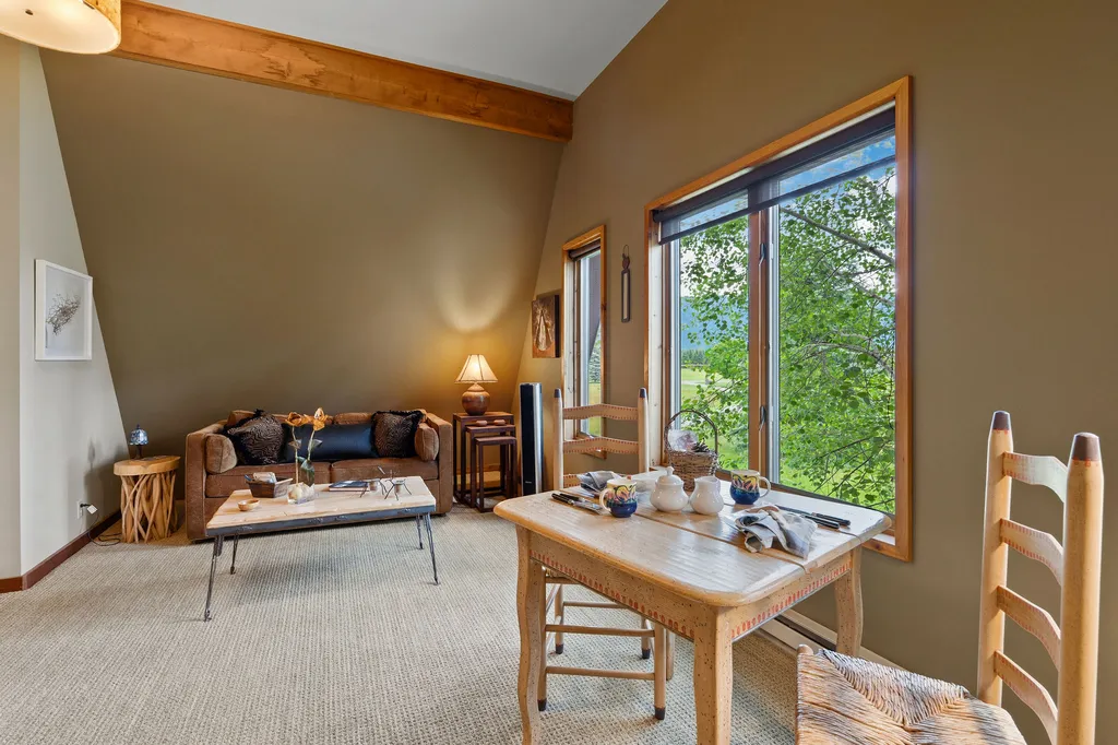 1160 Swan Horseshoe Drive Bigfork MT 59911