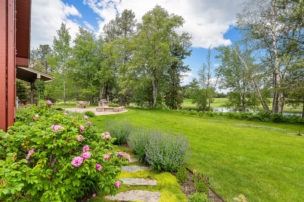 1160 Swan Horseshoe Drive Bigfork MT 59911