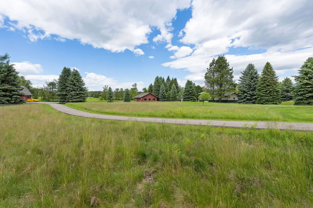 1160 Swan Horseshoe Drive Bigfork MT 59911