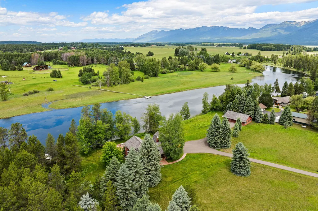 1160 Swan Horseshoe Drive Bigfork MT 59911